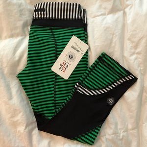 Lululemon Seawheeze Run Inspire Crop